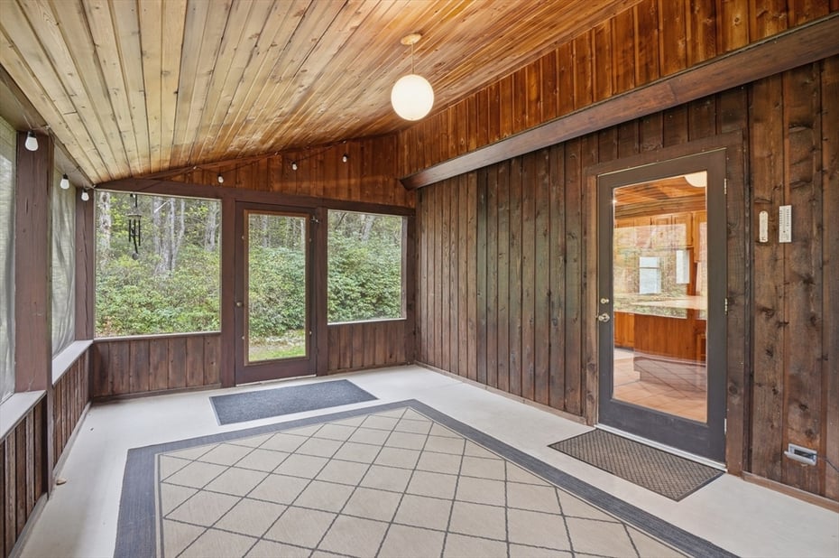 135 Mallard Dr Photo 31