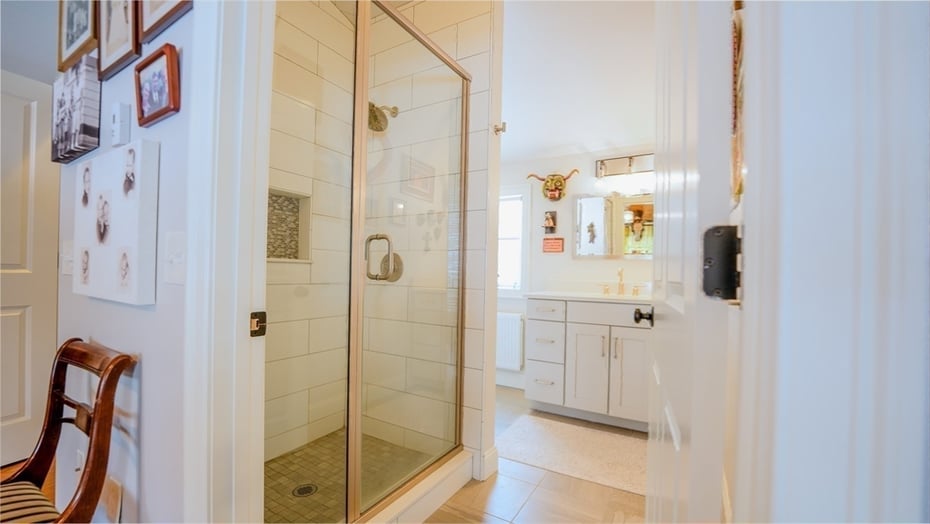 11 Dragon Circle Photo 18