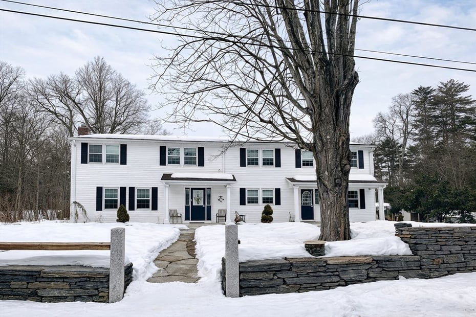 11 Dragon Circle Photo 1