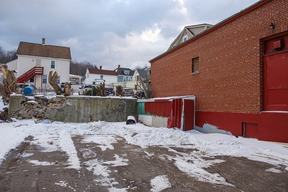 8-10 East Hoosac Street Photo 27