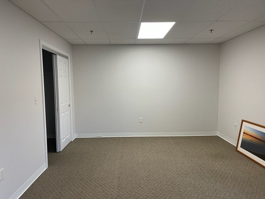 245 Russell St Photo 20