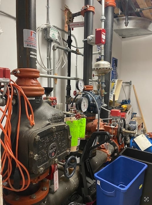 245 Russell St Photo 25