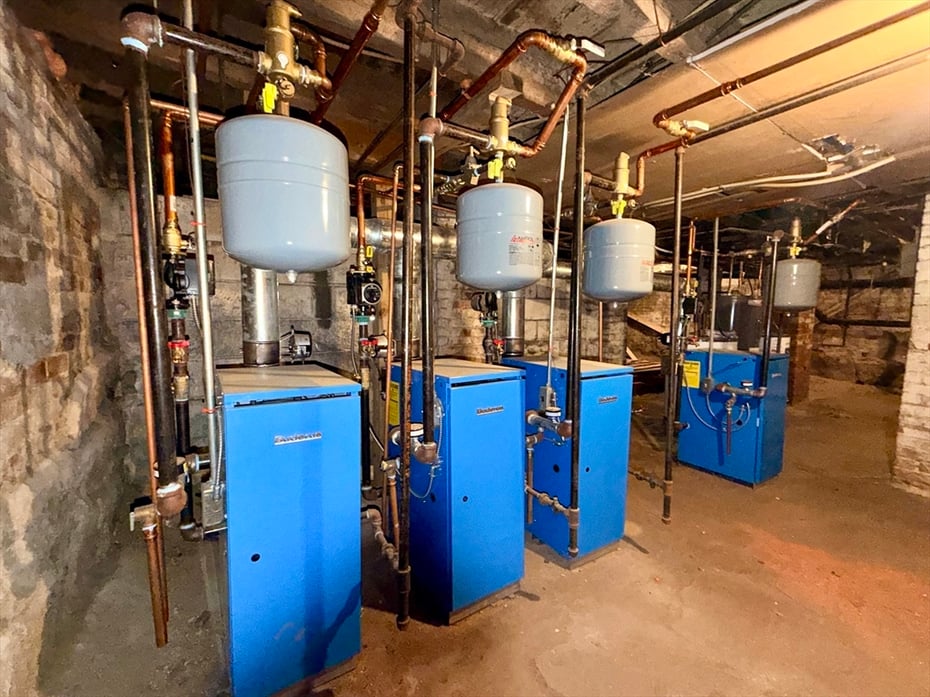 17 Adams St Photo 19