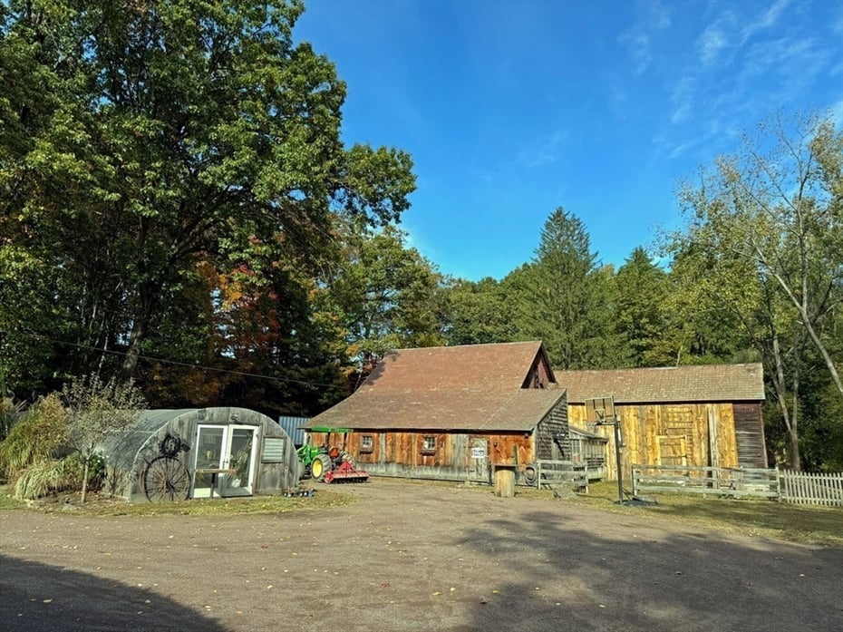 22 Conway Drive Photo 36