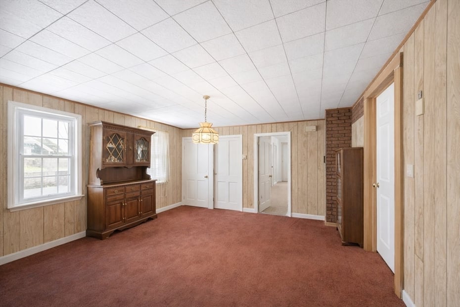 345 Greenfield Road Photo 19