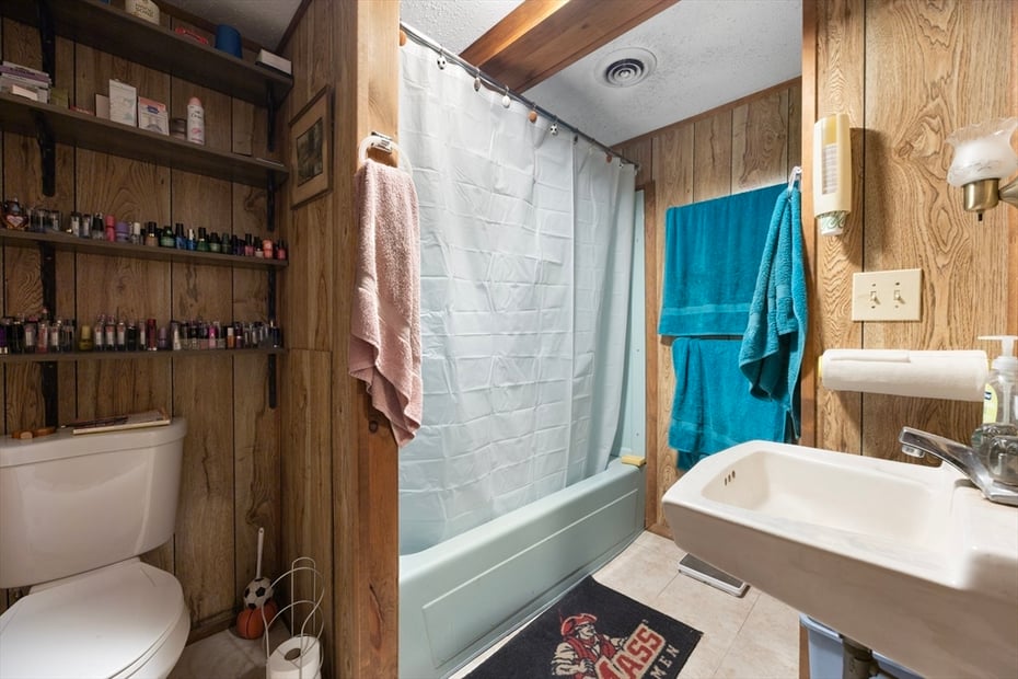 345 Greenfield Road Photo 27