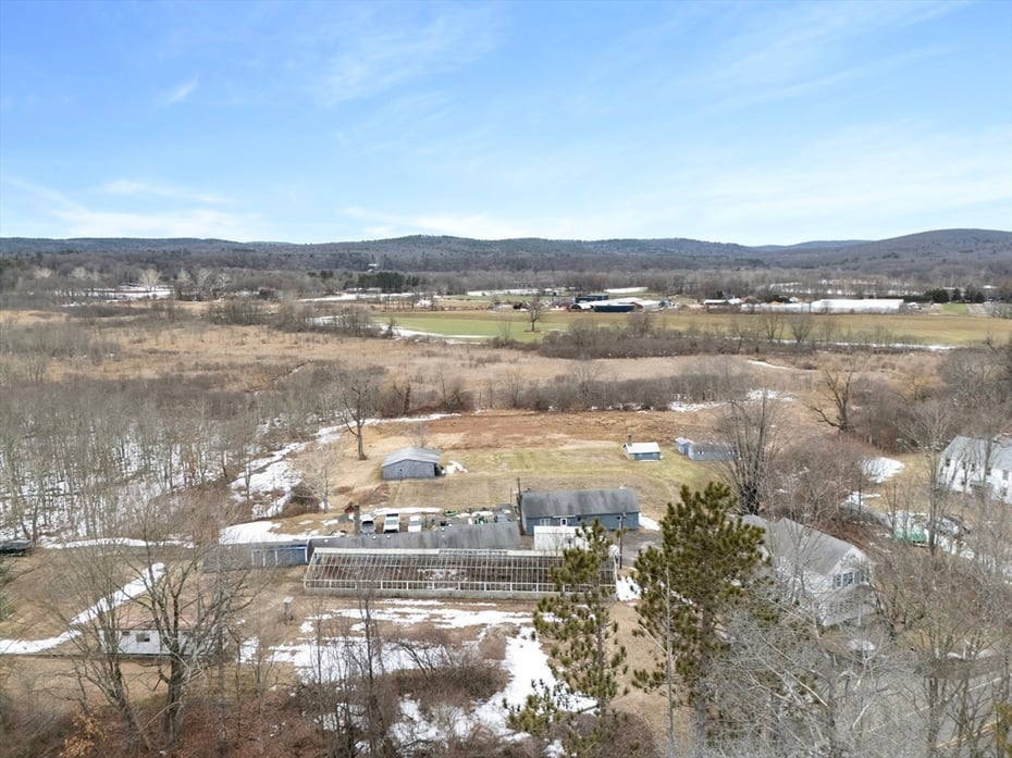 345 Greenfield Road Photo 37