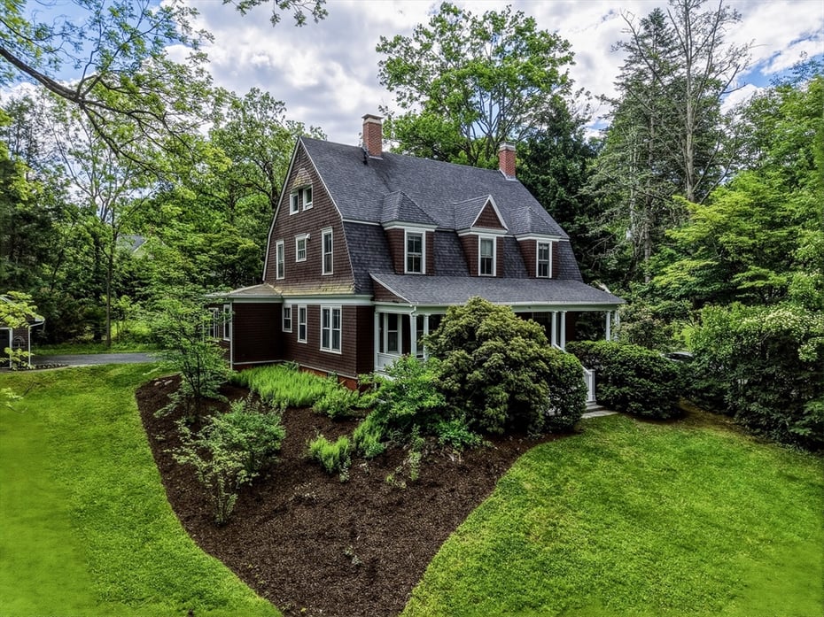 91 Sunset Ave Photo 3