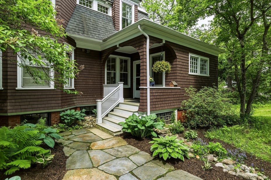 91 Sunset Ave Photo 5