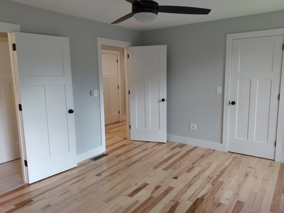 55 Eastern Avenue Photo 14