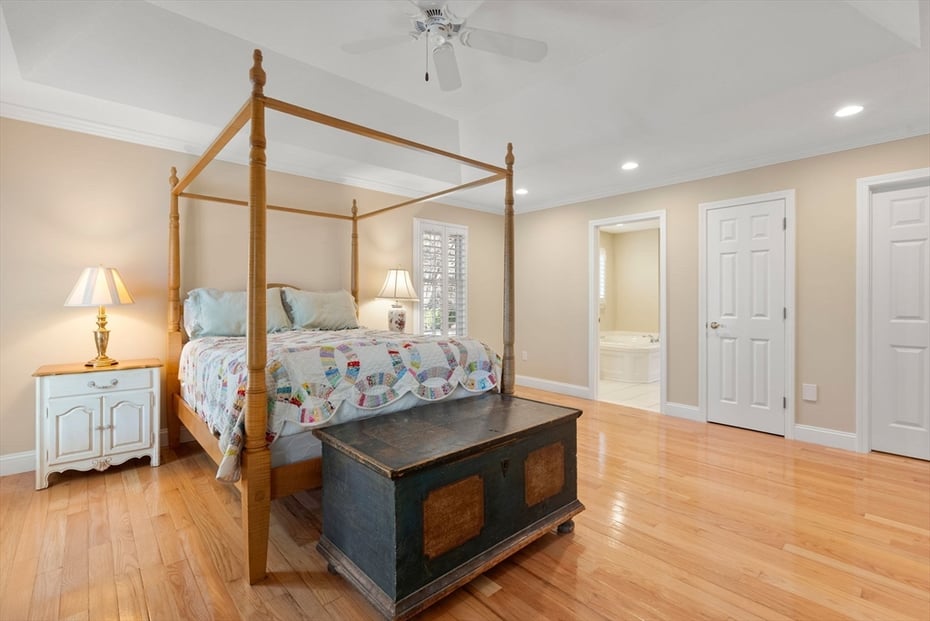 70 Salem Rd Photo 23