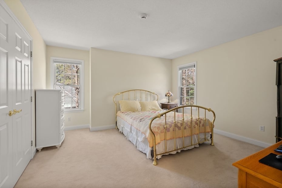 70 Salem Rd Photo 29