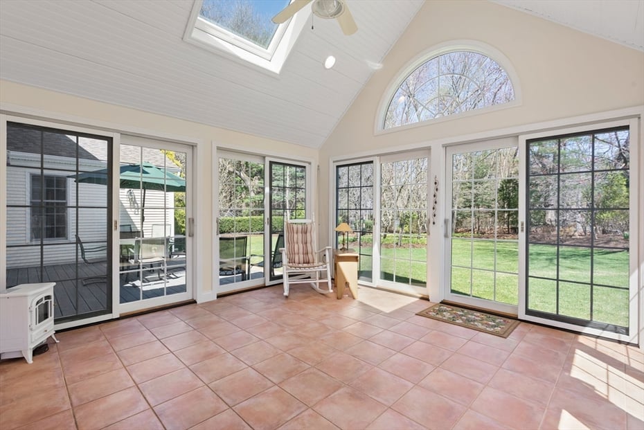 70 Salem Rd Photo 11