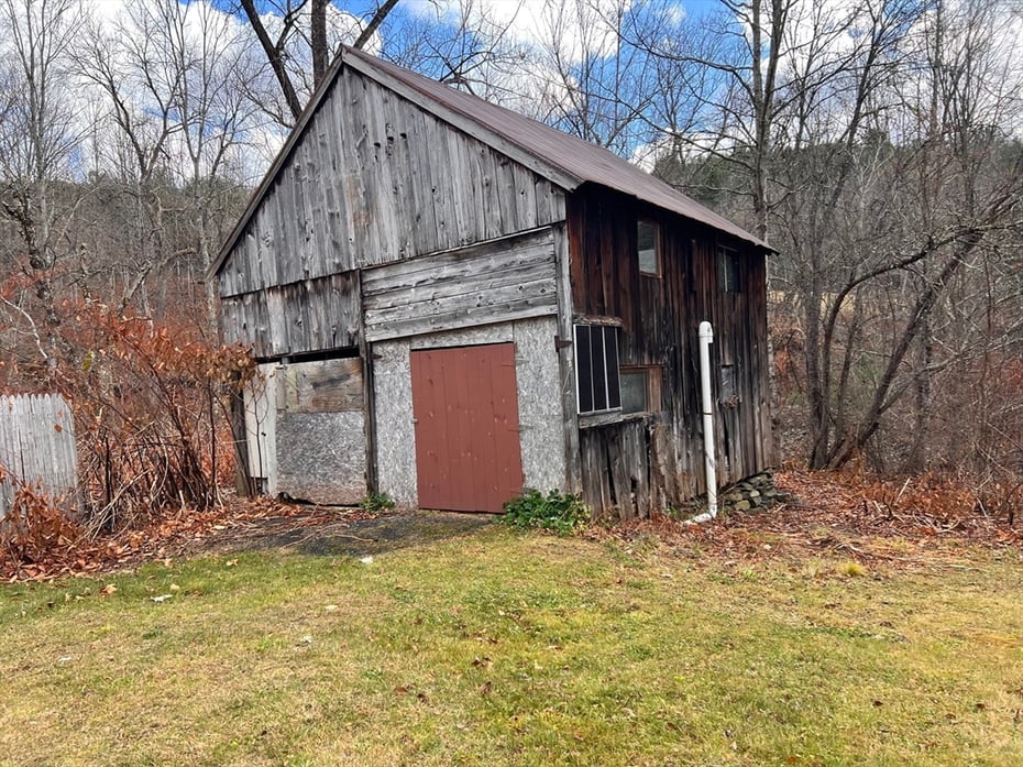 79 Berkshire Trail Photo 11