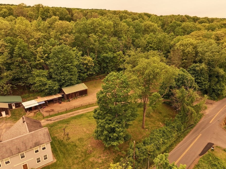 271 Lower Road Photo 9