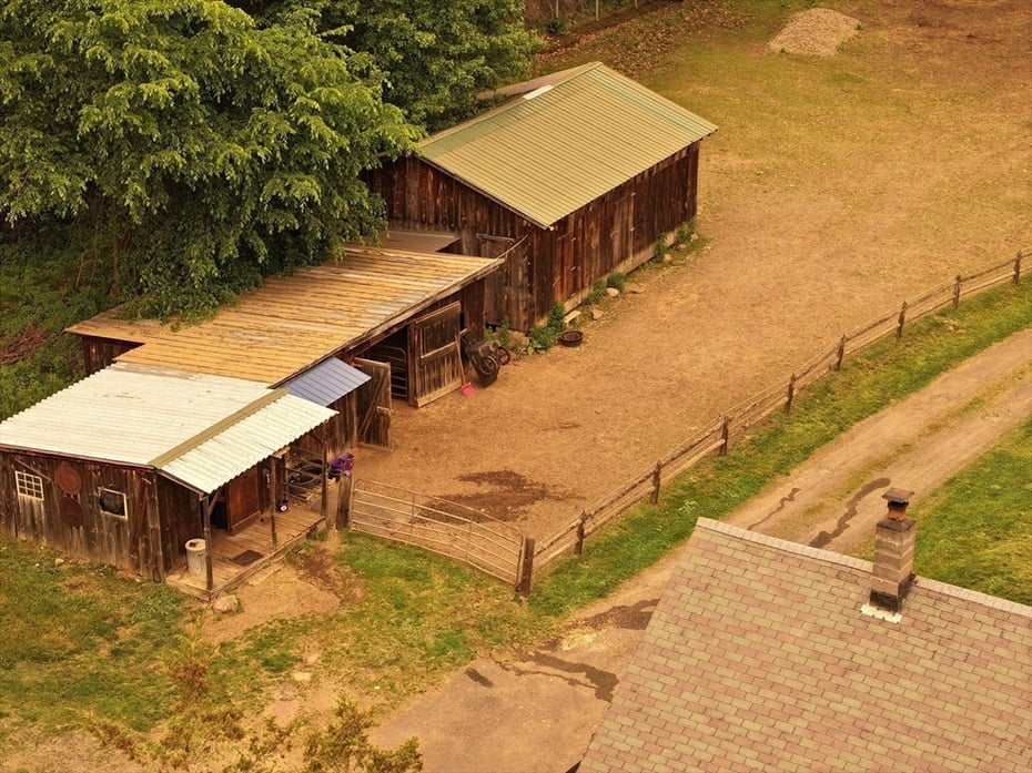 271 Lower Road Photo 8