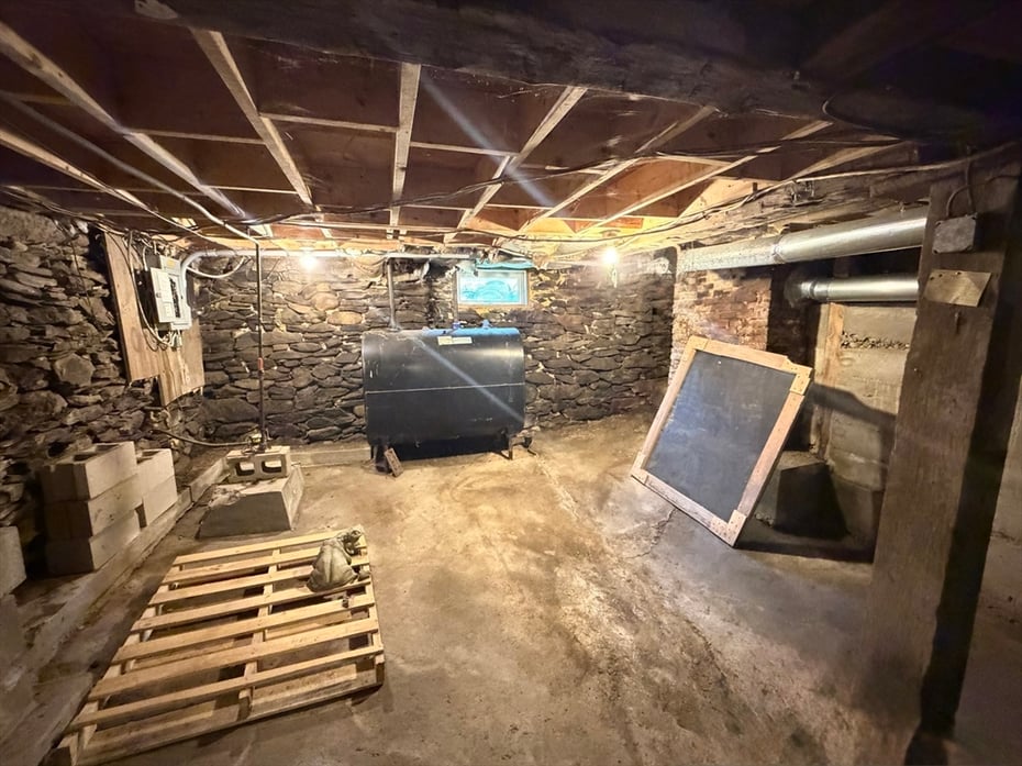 271 Lower Road Photo 28