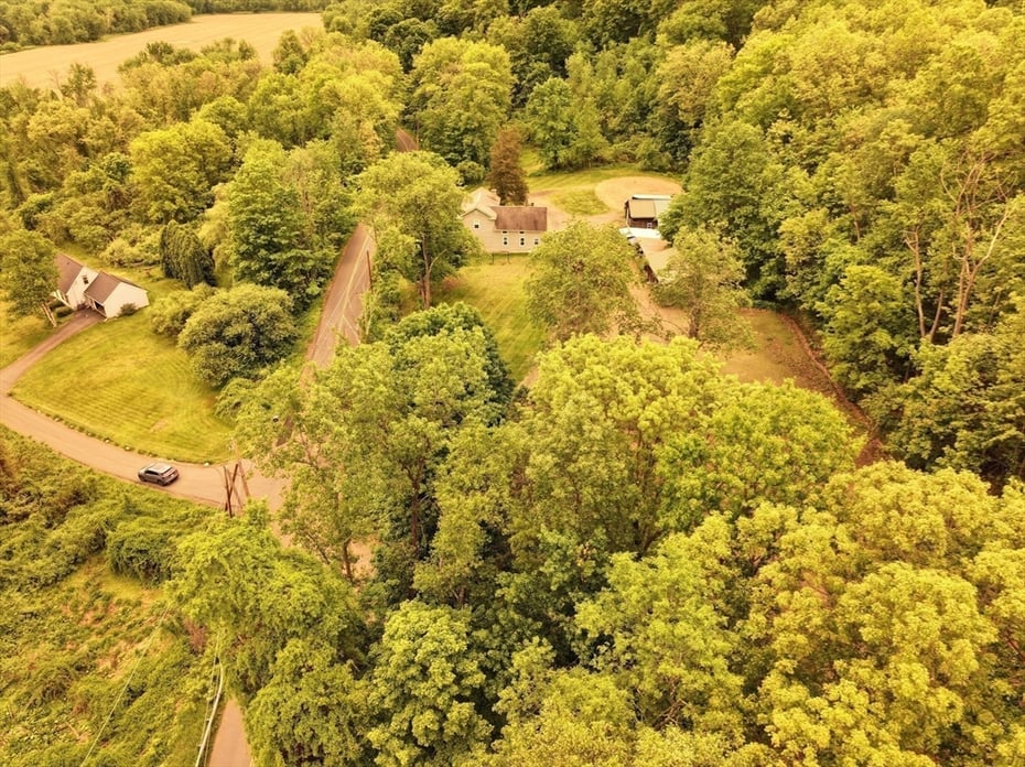 271 Lower Road Photo 40
