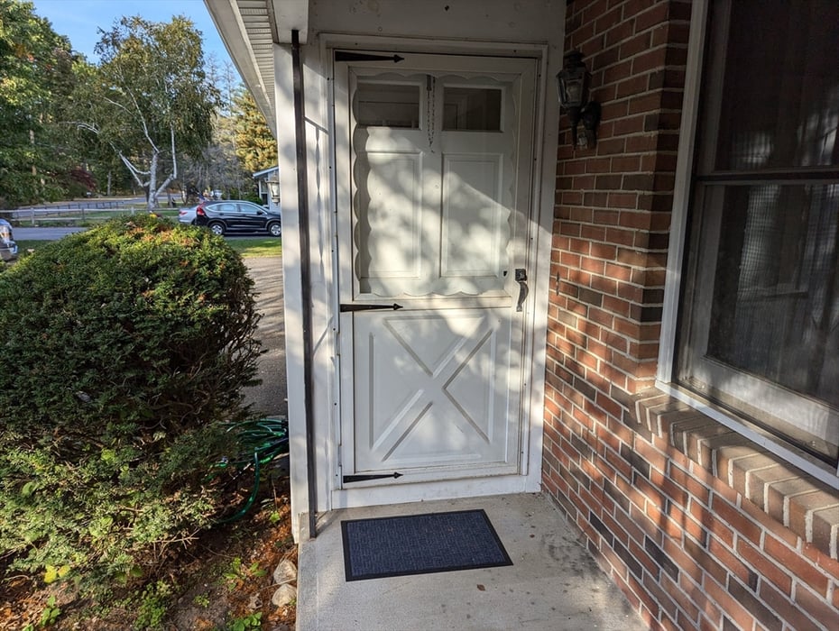 30 Long Plain Road  #B Photo 3