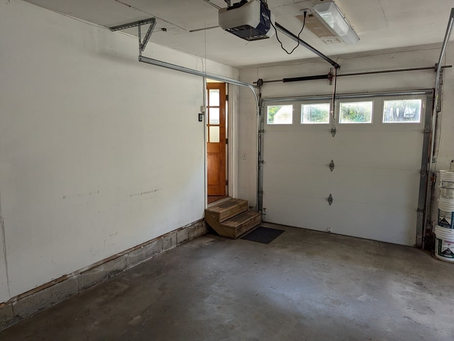 30 Long Plain Road  #B Photo 23