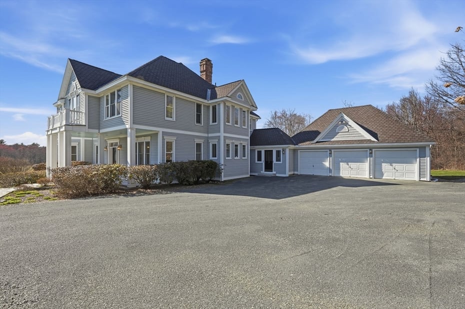 365 Middle St Photo 2