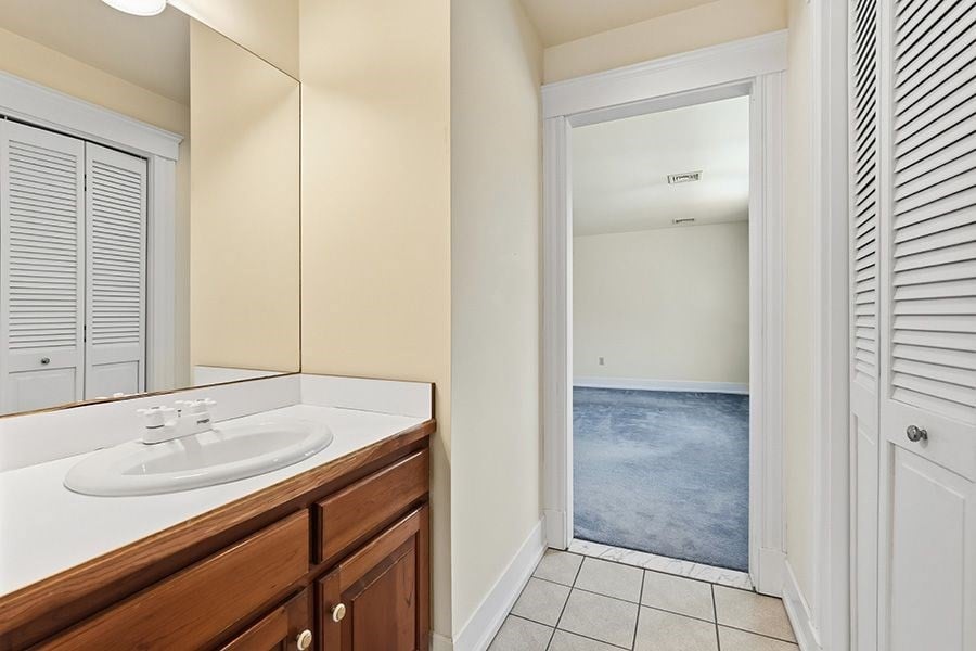 365 Middle St Photo 28