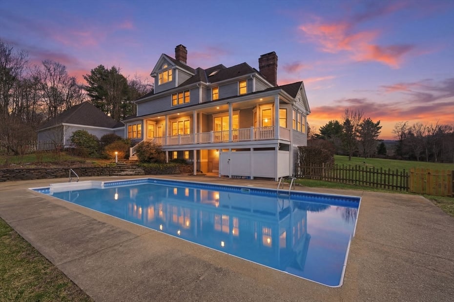 365 Middle St Photo 42