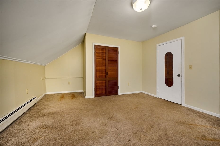 155 Christian Lane Photo 31