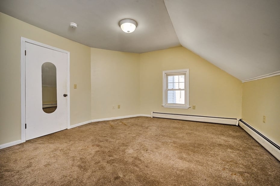 155 Christian Lane Photo 30
