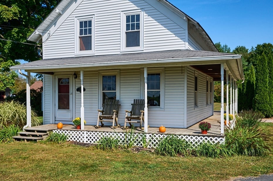 155 Christian Lane Photo 15