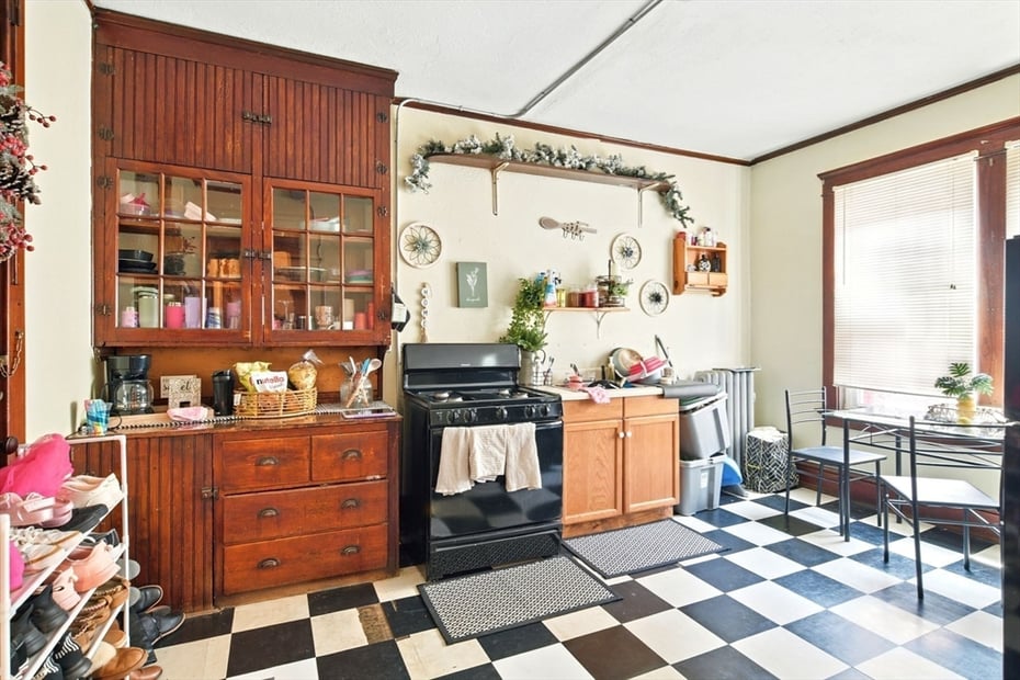 11 Conway St Photo 11