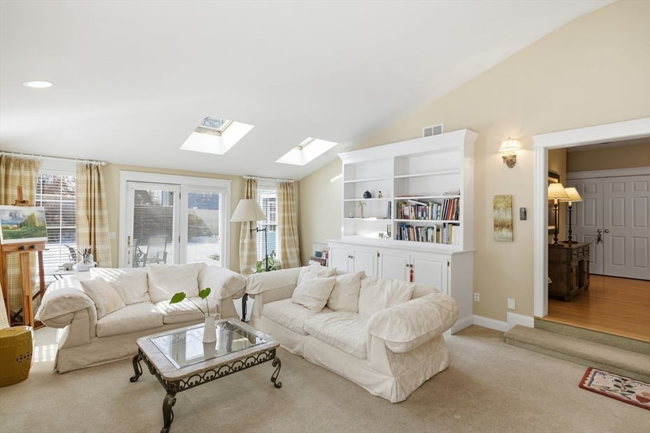 27 Summerfield Rd Photo 16