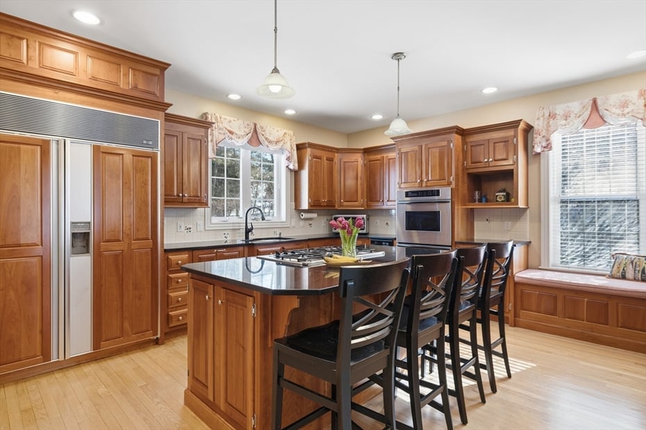 27 Summerfield Rd Photo 11