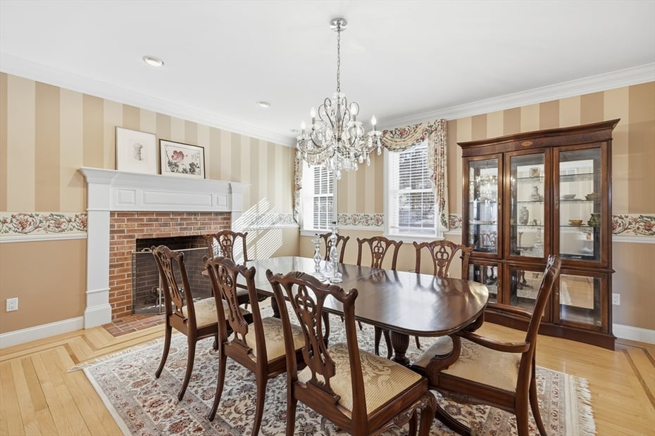 27 Summerfield Rd Photo 7