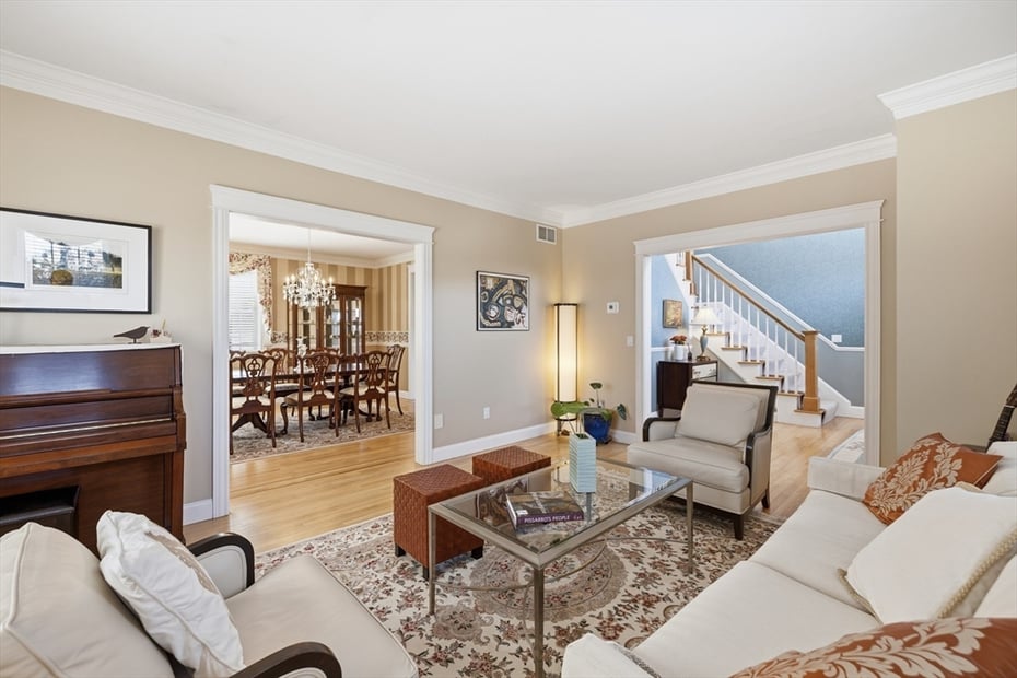 27 Summerfield Rd Photo 6