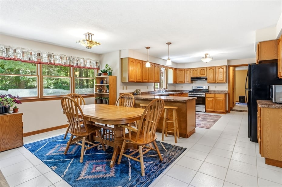 5 Geryk Ct Photo 6