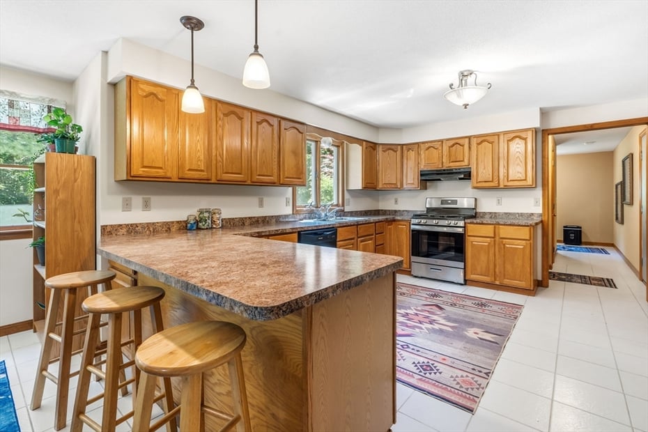 5 Geryk Ct Photo 5