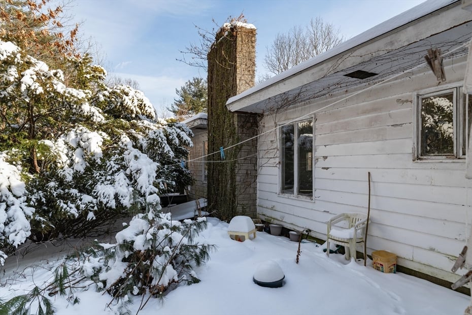 7 Christian Ln Photo 26