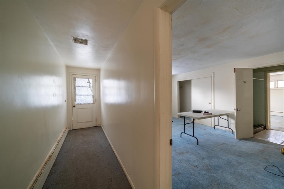 7 Christian Ln Photo 15