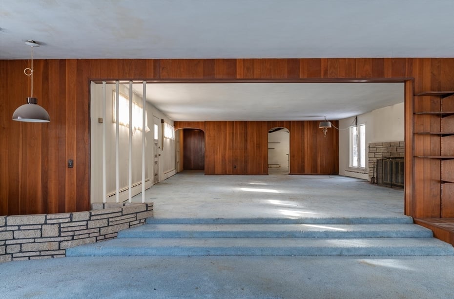 7 Christian Ln Photo 8