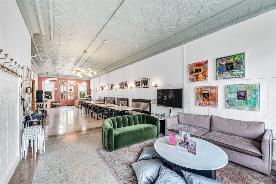 76 Maple St Photo 15