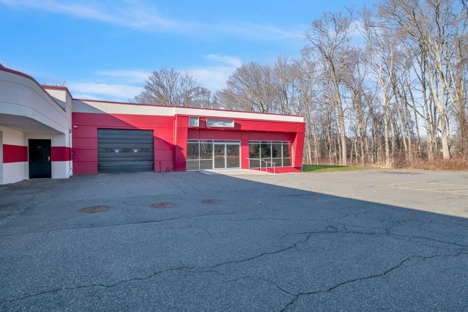 253 Greenfield Rd Photo 3