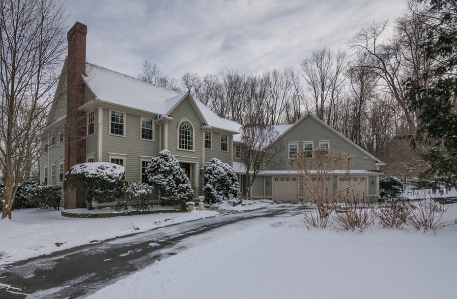 6 Eveningstar Drive Photo 2