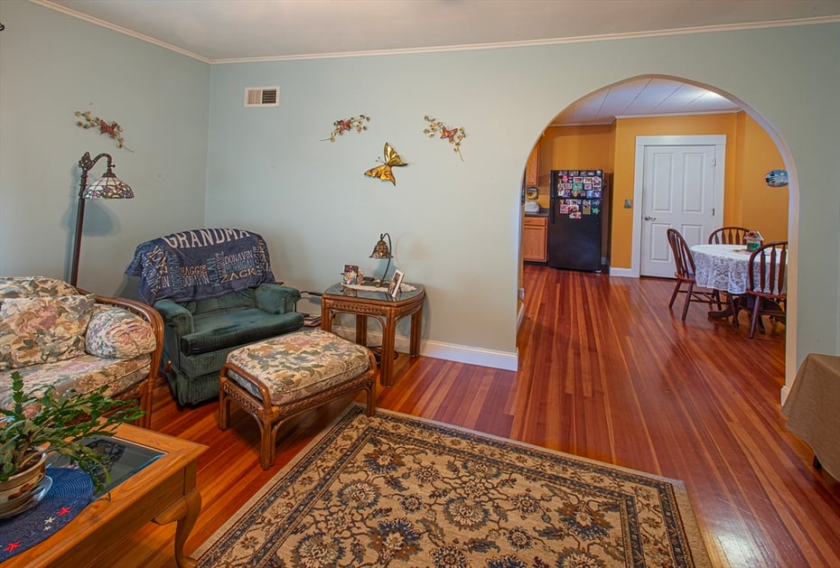 136 Main Street Photo 36