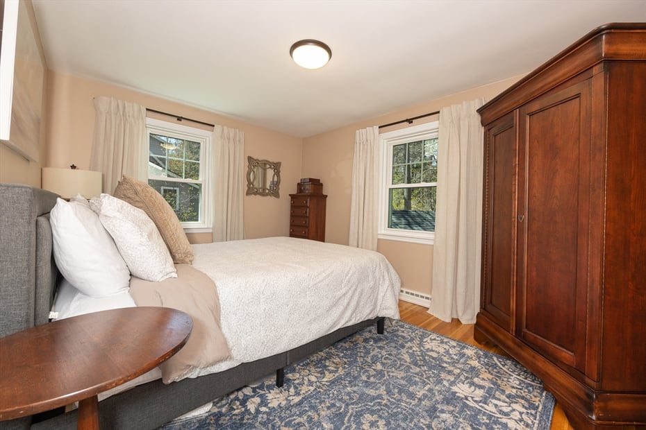 1071 Washington Photo 24