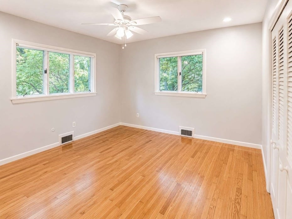 146 Wheel Meadow Drive Photo 18
