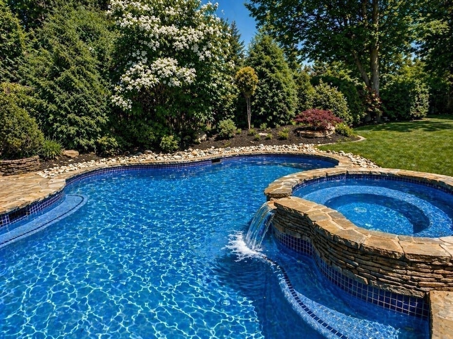 34 Tennyson Photo 34