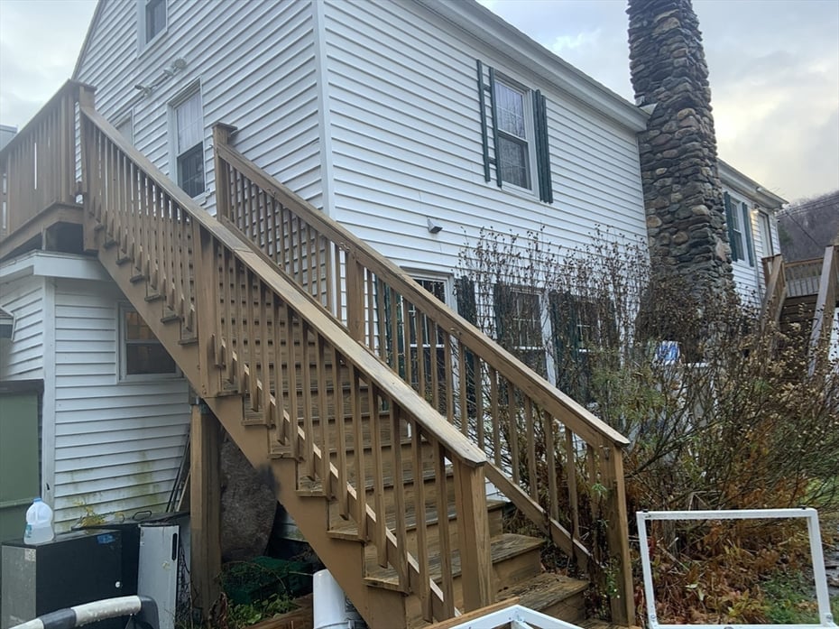 3235 Main Street Photo 7