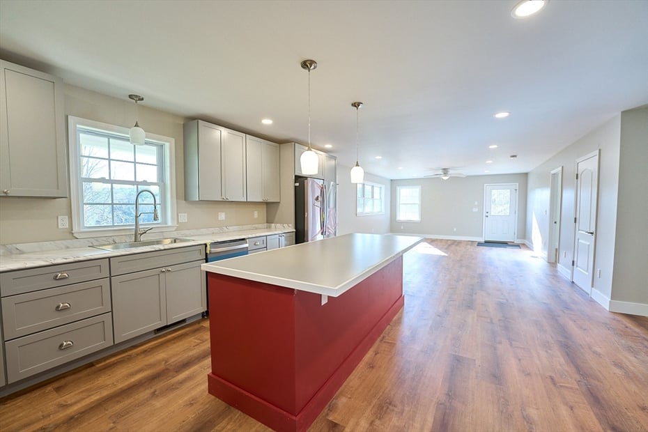 11 Farmhouse Road Photo 8