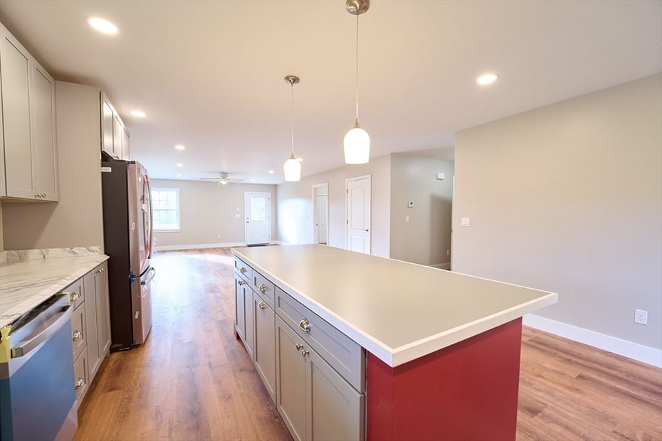 11 Farmhouse Road Photo 5